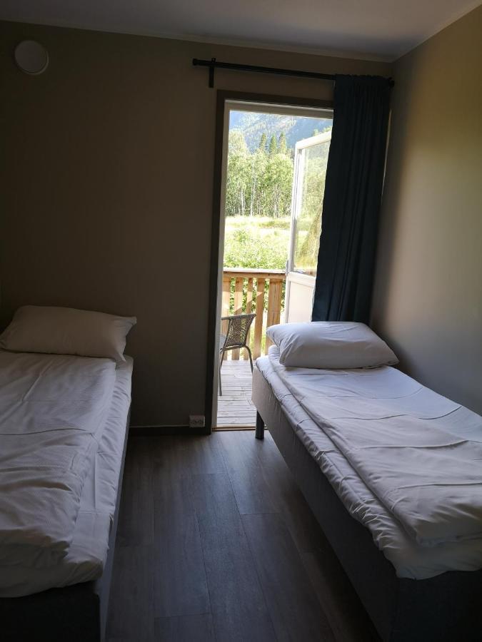 Kinsarvik Hostel Экстерьер фото